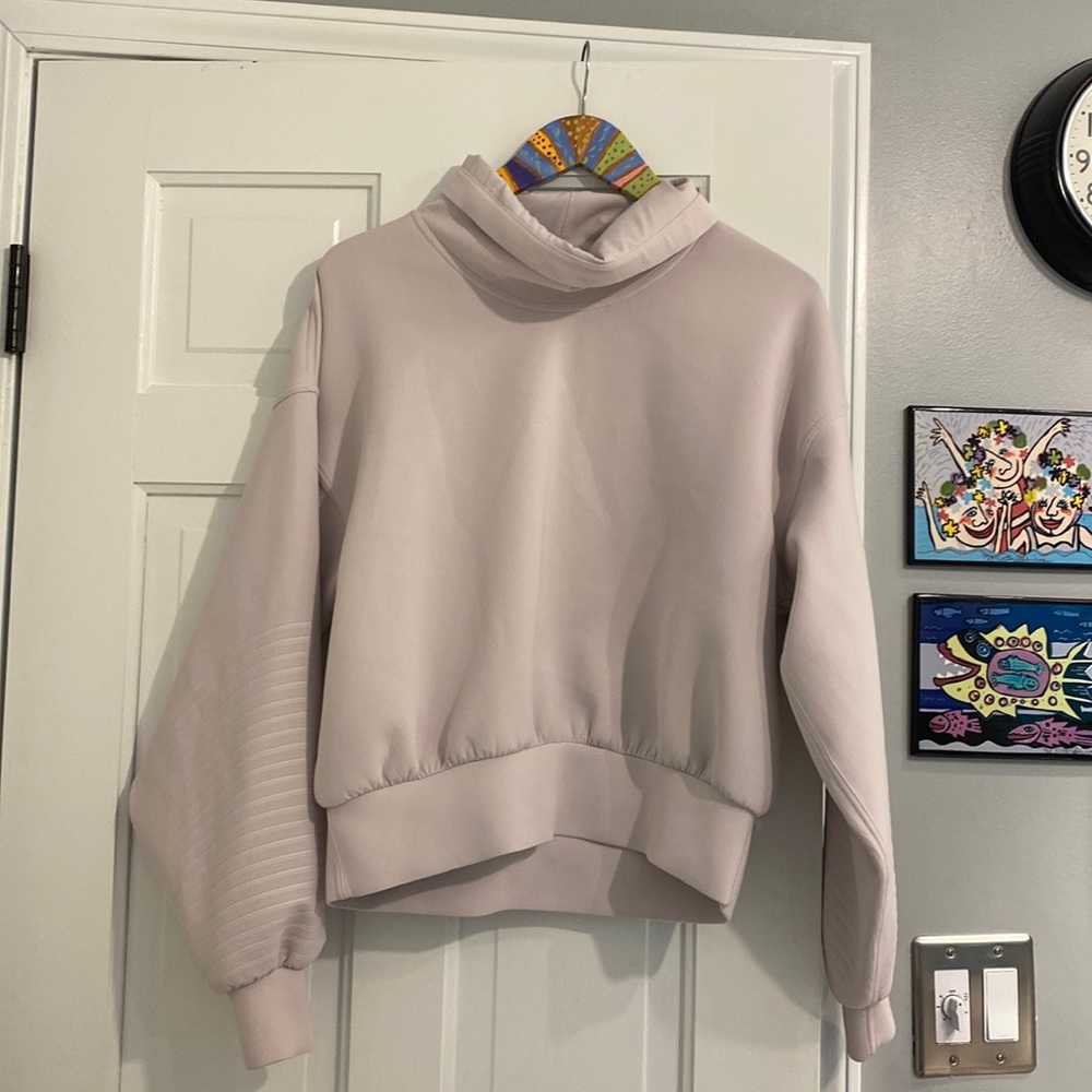Lululemon mockneck sweatshirt